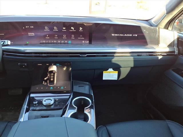 New 2026 Cadillac Escalade IQ Luxury 2 AWD/4WD image 17