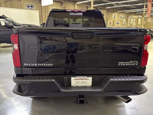 Used 2023 Chevrolet Silverado 3500 High Country w/ Z71 Off-Road Package AWD/4WD image 14