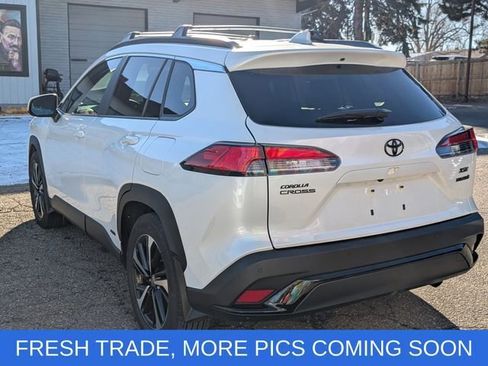 Used 2024 Toyota Corolla Cross XSE image 6