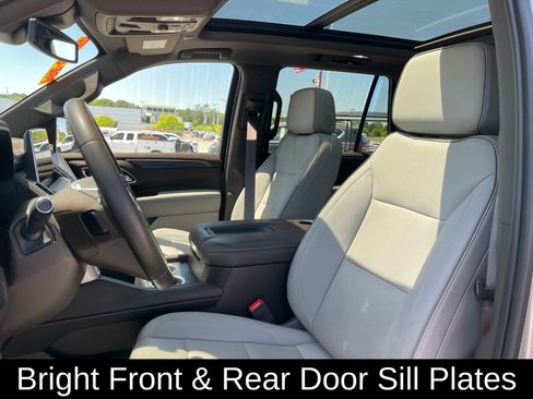 Used 2023 GMC Yukon SLT image 13