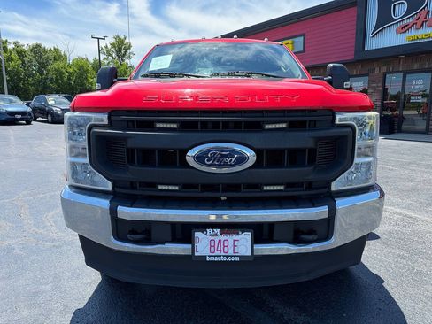 Used 2020 Ford F350 XL w/ Power Equipment Group AWD/4WD image 2