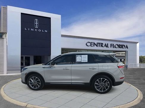 Used 2024 Lincoln Corsair FWD w/ Equipment Group 101A image 7