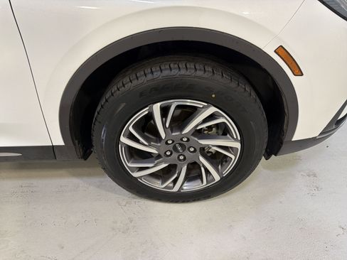 Used 2023 Lincoln Corsair FWD image 29