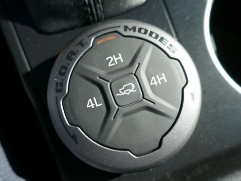 New 2025 Ford Bronco Outer Banks image 15