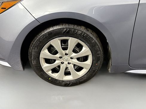 Used 2023 Toyota Corolla LE FWD image 37
