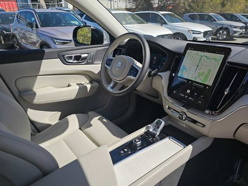 New 2026 Volvo XC60 T8 Ultra w/ Protection Package Premier AWD/4WD image 10