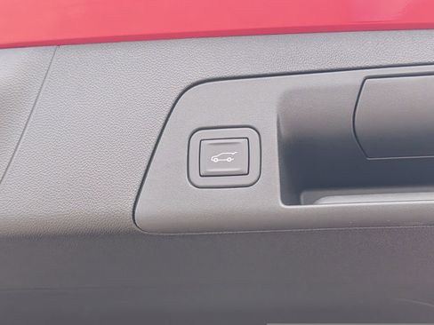 New 2025 Buick Envision Sport Touring image 25