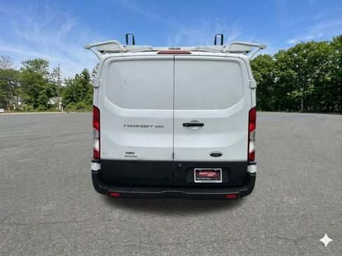 Used 2021 Ford Transit 250 Low Roof AWD image 7