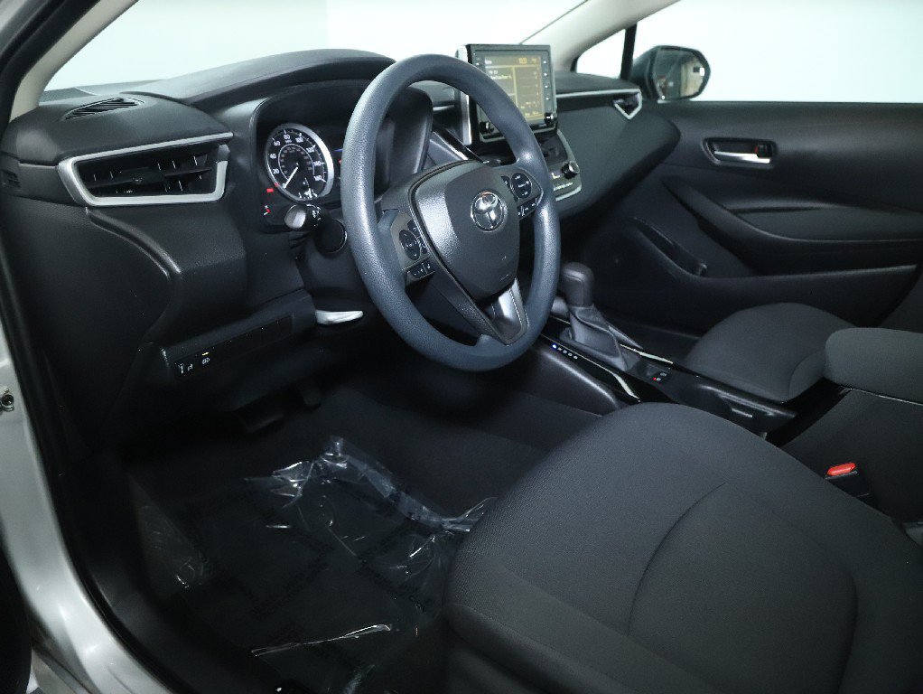 Used 2021 Toyota Corolla LE w/ Carpet Mat Package (TMS) FWD image 17