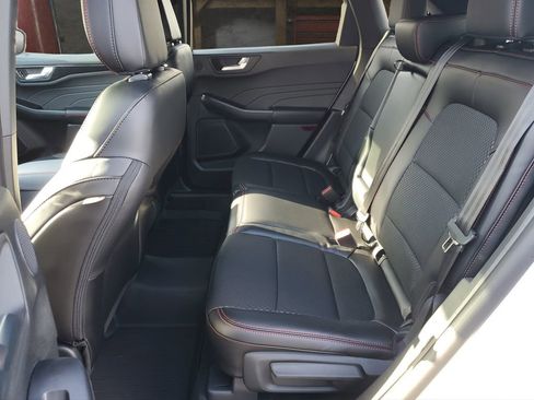New 2026 Ford Escape ST-Line Select w/ Tech Pack #2 AWD/4WD image 9