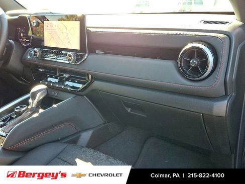 Certified 2024 Chevrolet Colorado Z71 w/ Z71 Convenience Package 2 image 31