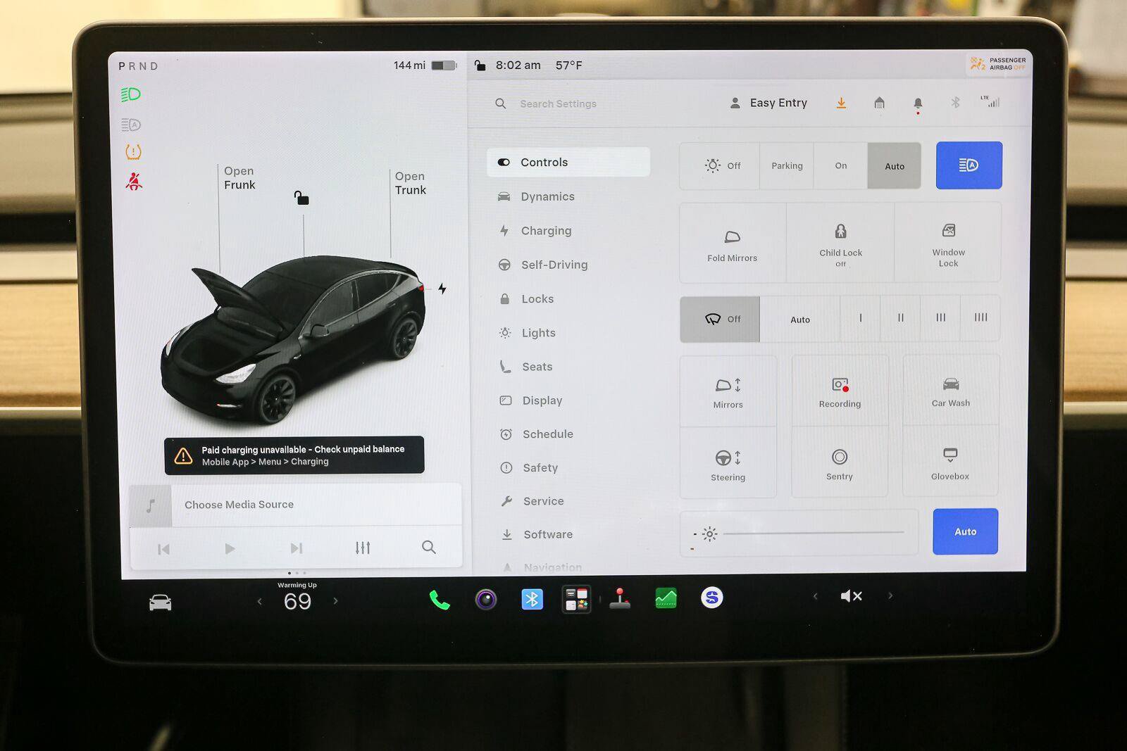 Used 2021 Tesla Model Y Long Range AWD/4WD image 25