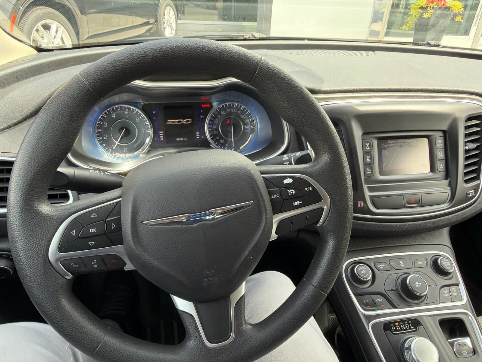 Used 2016 Chrysler 200 Limited FWD image 7
