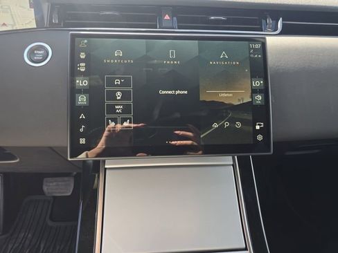 Certified 2025 Land Rover Range Rover Evoque S AWD/4WD image 23