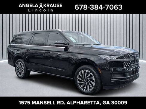 New 2026 Lincoln Navigator L Black Label AWD/4WD image 1