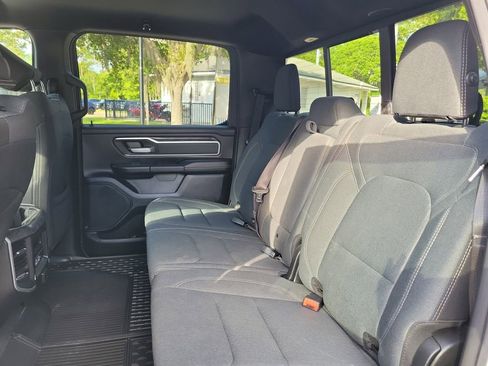 Used 2022 RAM 1500 Big Horn AWD/4WD image 16