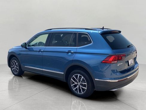 Used 2020 Volkswagen Tiguan SE w/ Panoramic Sunroof Package AWD/4WD image 4