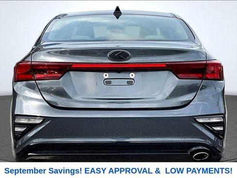 Used 2020 Kia Forte LXS FWD image 4