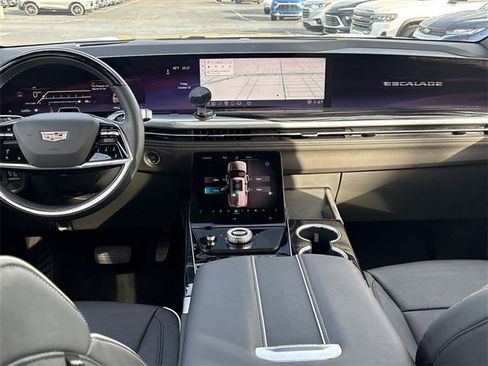 Certified 2025 Cadillac Escalade ESV Sport w/ Touring Package image 21