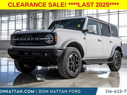 New 2025 Ford Bronco Outer Banks