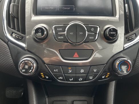 Used 2016 Chevrolet Cruze LT w/ Sun And Sound Package FWD image 22