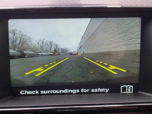 Used 2016 Jaguar F-TYPE R image 36