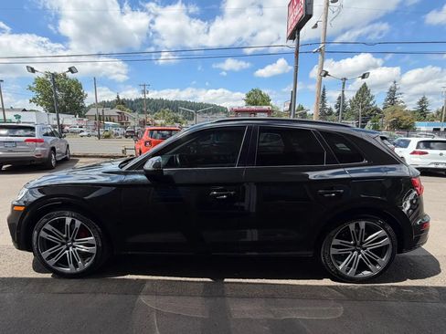 Used 2019 Audi SQ5 Prestige w/ Prestige Package AWD/4WD image 9