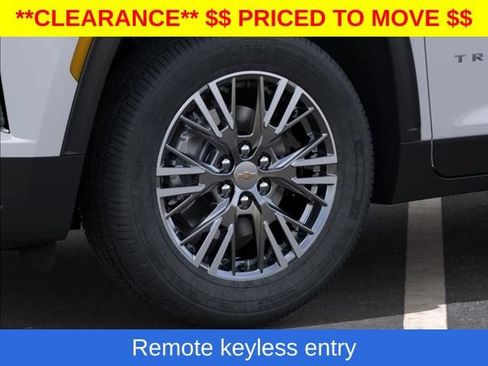 New 2026 Chevrolet Traverse LT w/ Driver Confidence Package FWD image 10