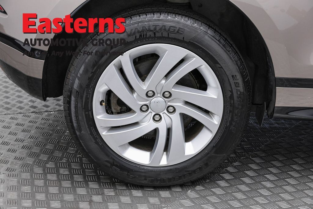 Used 2021 Land Rover Range Rover Evoque R-Dynamic S AWD/4WD image 30