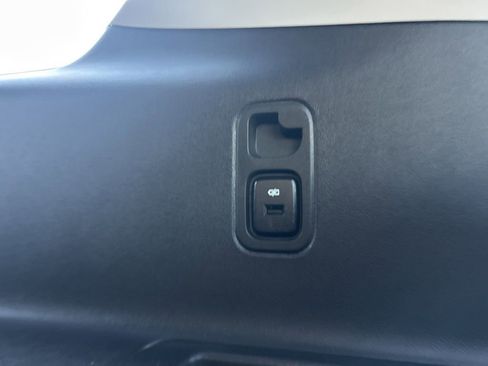 Certified 2019 Chevrolet Traverse Premier image 25