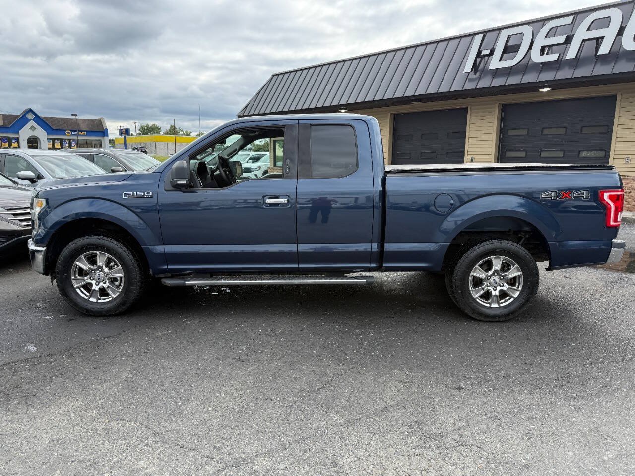 Used 2015 Ford F150 XLT w/ Equipment Group 302A Luxury AWD/4WD image 8