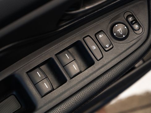 Certified 2024 Honda Odyssey Sport image 39