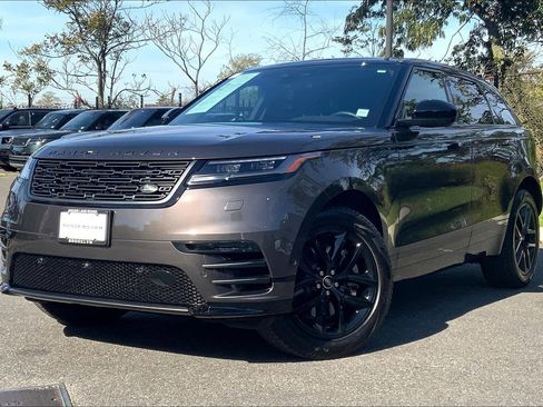 Used 2026 Land Rover Range Rover Velar Dynamic SE image 1