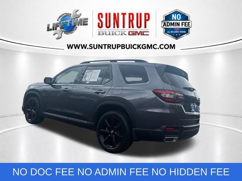Used 2025 Honda Pilot Black Edition image 3
