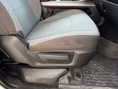 Used 2024 RAM 2500 Big Horn w/ Off Road Package image 25