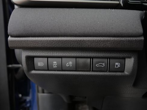 Certified 2025 Toyota Camry LE image 40