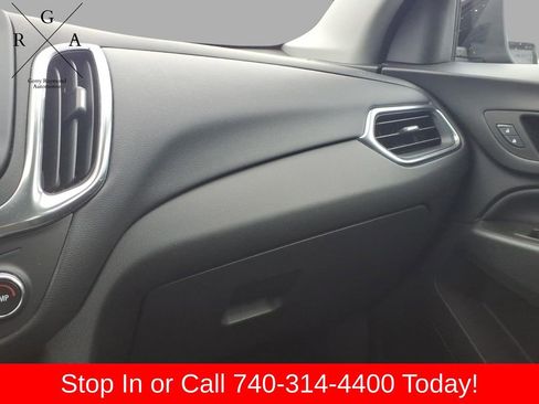 Used 2022 Chevrolet Equinox LT w/ LPO, Floor Liner Package AWD/4WD image 16