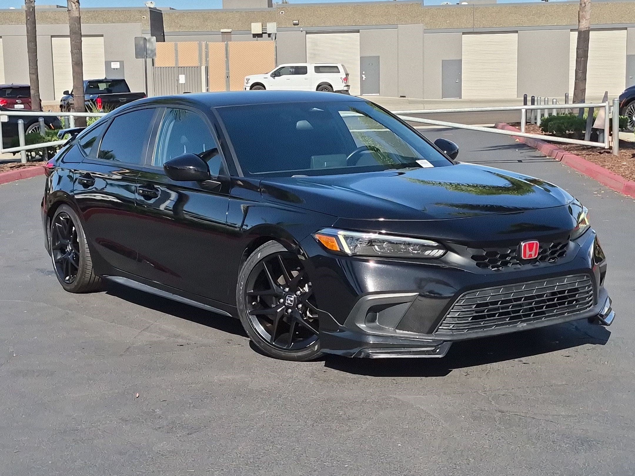 Used 2022 Honda Civic Sport image 2