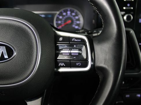 Used 2021 Kia Sorento S image 23