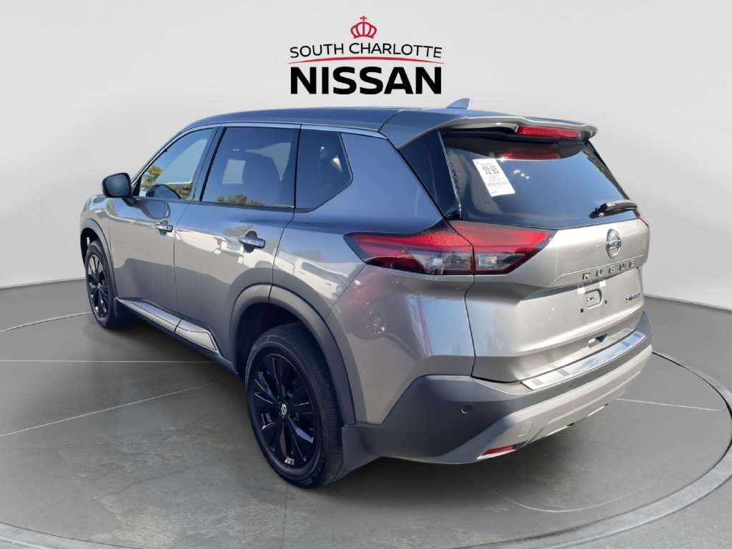 Used 2021 Nissan Rogue SV AWD/4WD image 4