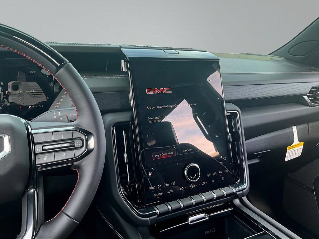 New 2026 GMC Yukon XL AT4 Ultimate w/ LPO, Illumination Package AWD/4WD image 6