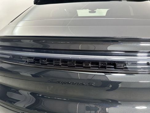 New 2026 Porsche Cayenne S image 35