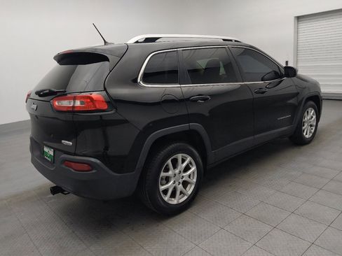 Used 2018 Jeep Cherokee Latitude image 10