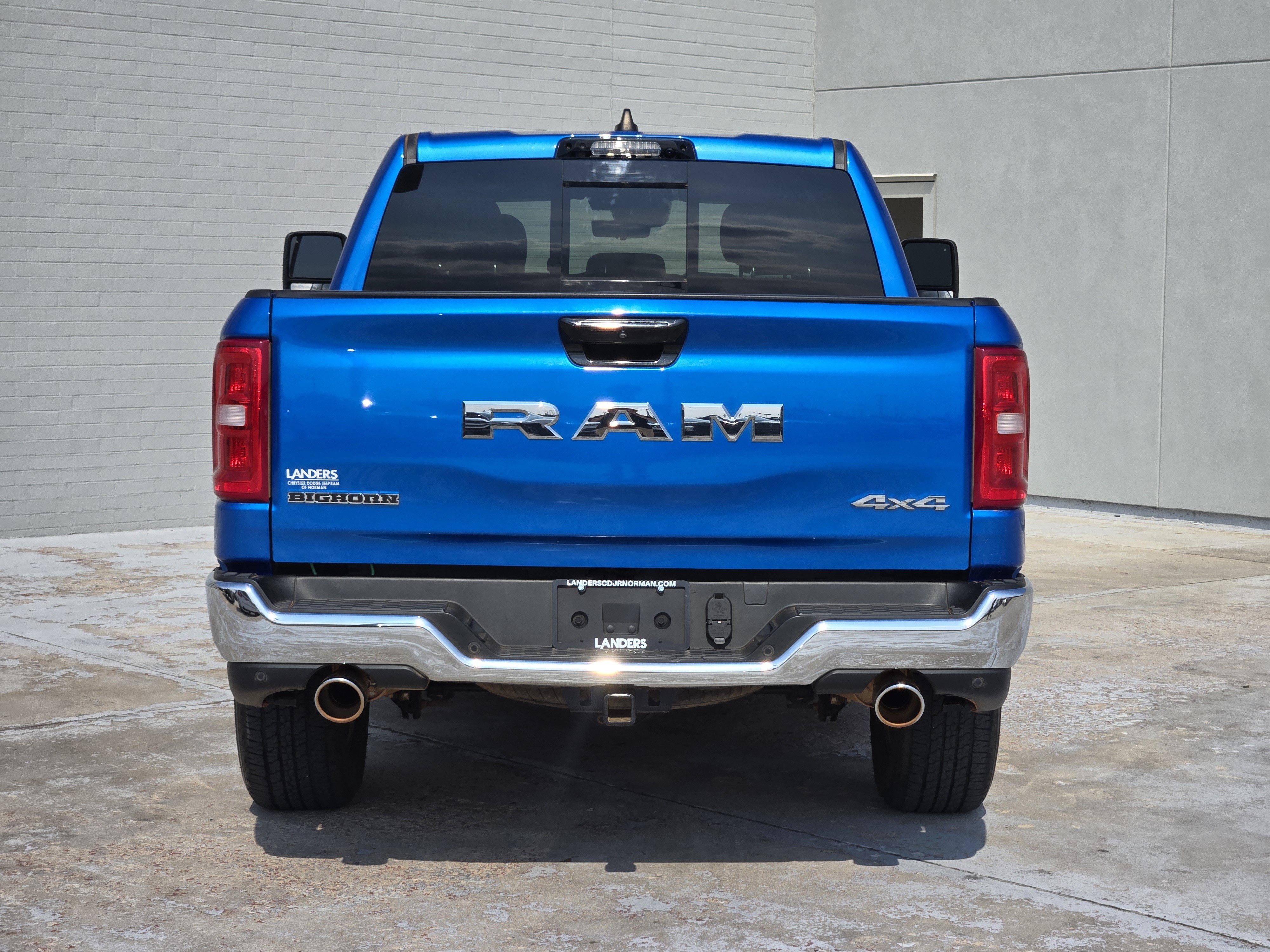 Used 2025 RAM 1500 Big Horn AWD/4WD image 7