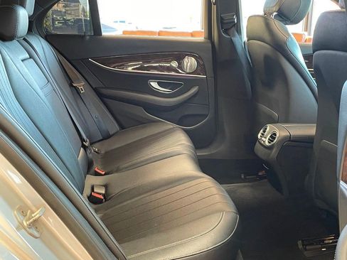Used 2017 Mercedes-Benz E 300 4MATIC image 20