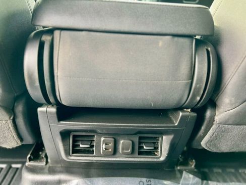 Used 2023 Chevrolet Silverado 3500 LT w/ Convenience Package image 18