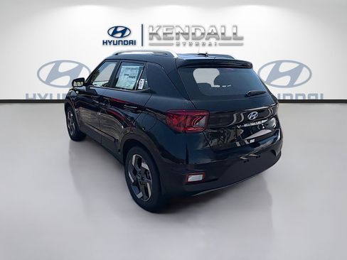New 2026 Hyundai Venue SEL FWD image 4