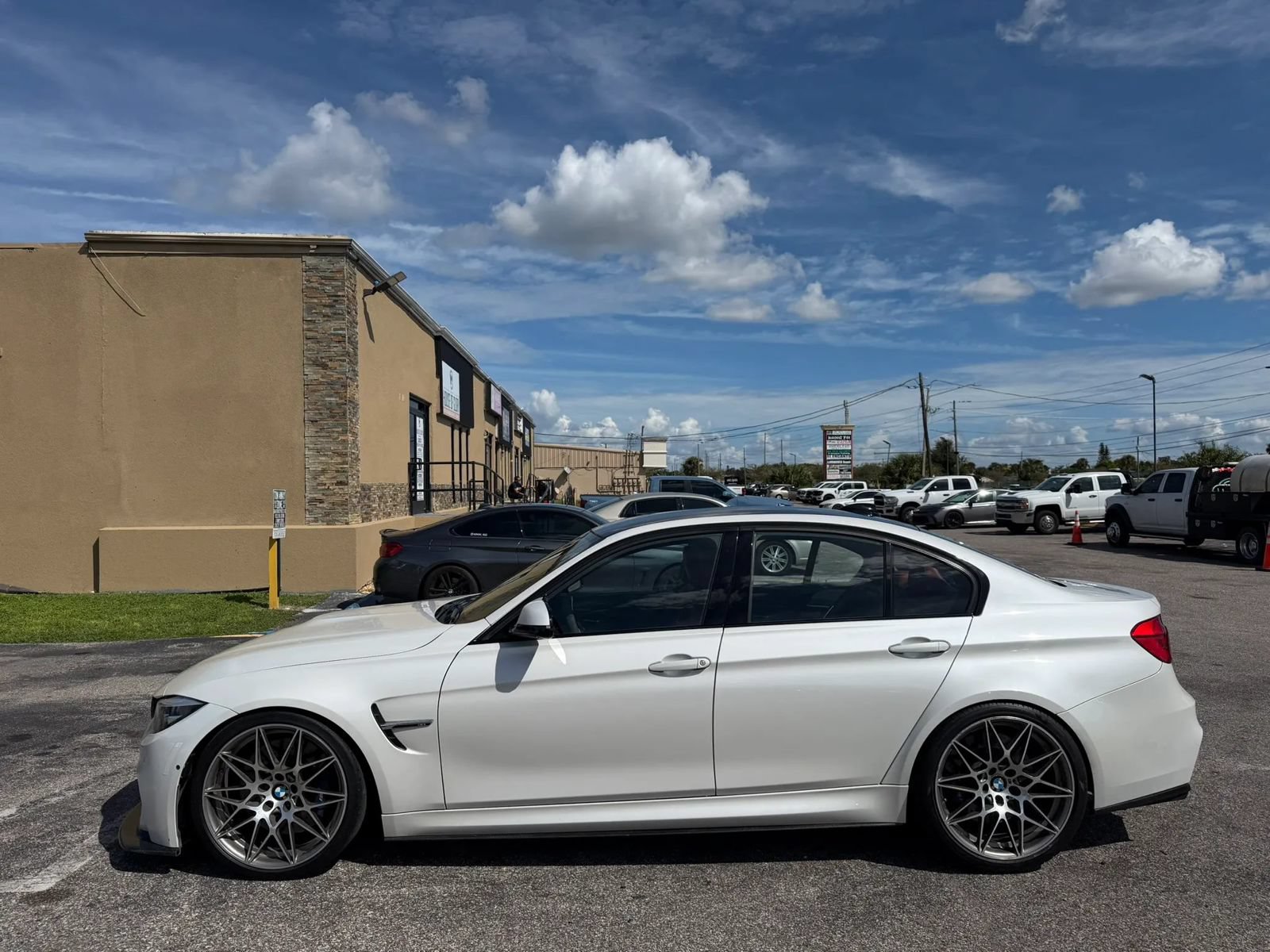 Used 2015 BMW M3 RWD image 2
