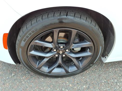 Used 2019 Dodge Charger SXT w/ Blacktop Package RWD image 10