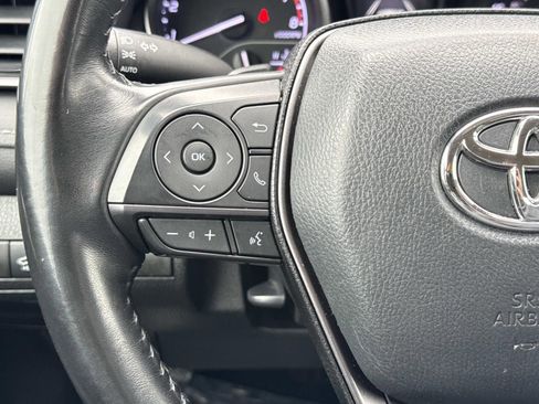 Used 2024 Toyota Camry SE w/ Convenience Package image 14